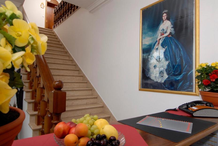 Hotel Koenigin Olga Ellwangen Esterno foto